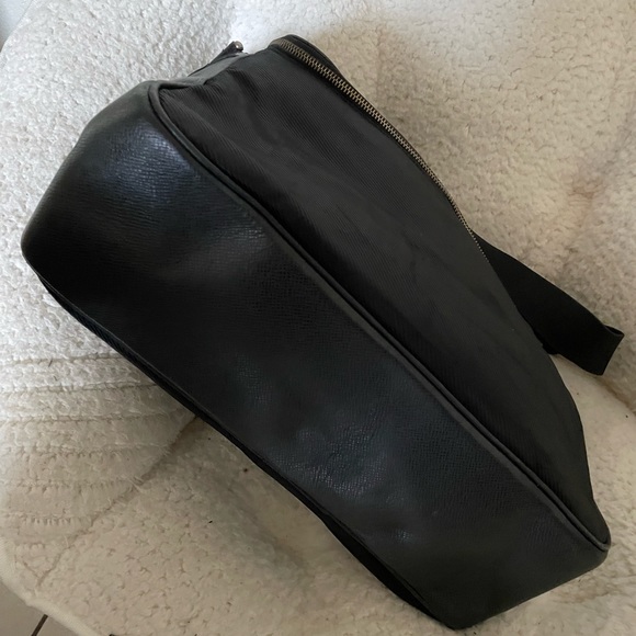 Louis Vuitton canvas and leather messenger bag - Picture 11 of 12